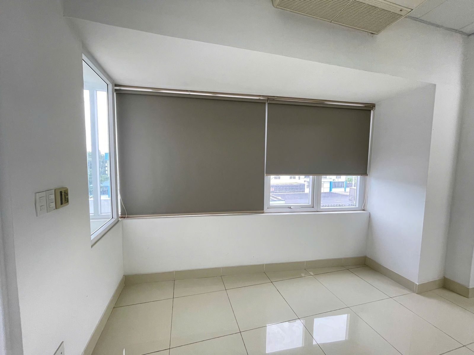rèm cuốn chống nắng