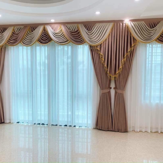 Rèm yếm vắt trang trí phòng khách