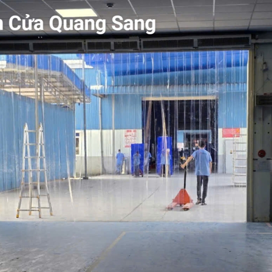 Rèm Nhựa Ngăn Bụi Nhà Xưởng